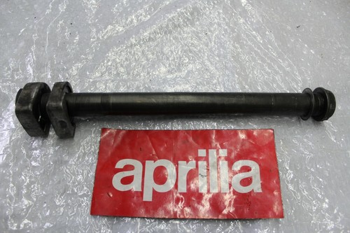 Rear axle thru - axle,